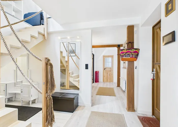 Daire Superapart Centrum Hidden Gem - Ideal For Relaxation & Escapes, Near To Molo *